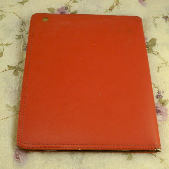 Nextbook Premium 8HD 2.81GB, *Wi-Fi, 8x6"in - *Padded Cover Red - Picture 7 of 8